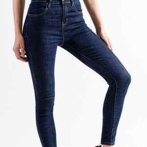 So ill stretchy denim climbing jeans